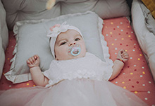 Thumbnail img of baby